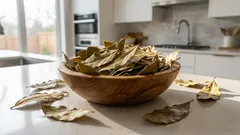 Ajuda a adormecer mais rapidamente, repele pragas de cereais e outras utilizações das folhas de louro