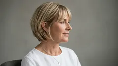 Por que o cabelo fica perfeito logo após a coloração — e depois parece "danificado" novamente